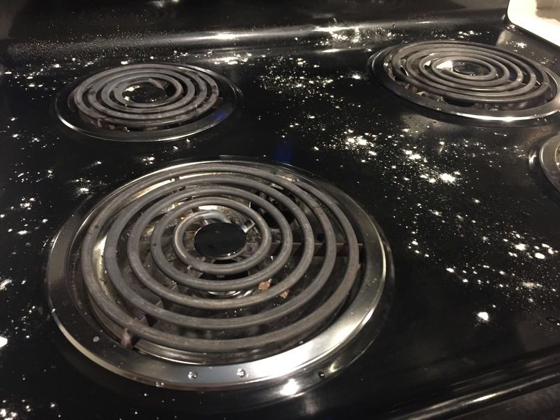 How to clean a stove top