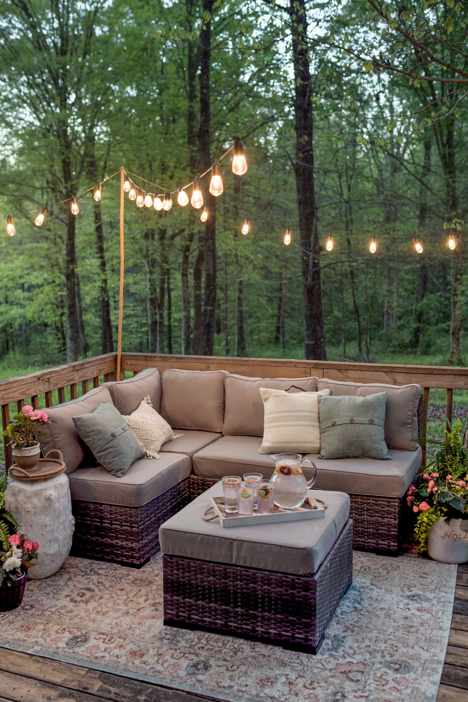 Deck decorating ideas