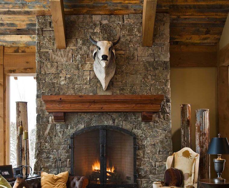 Hunting theme living room decor