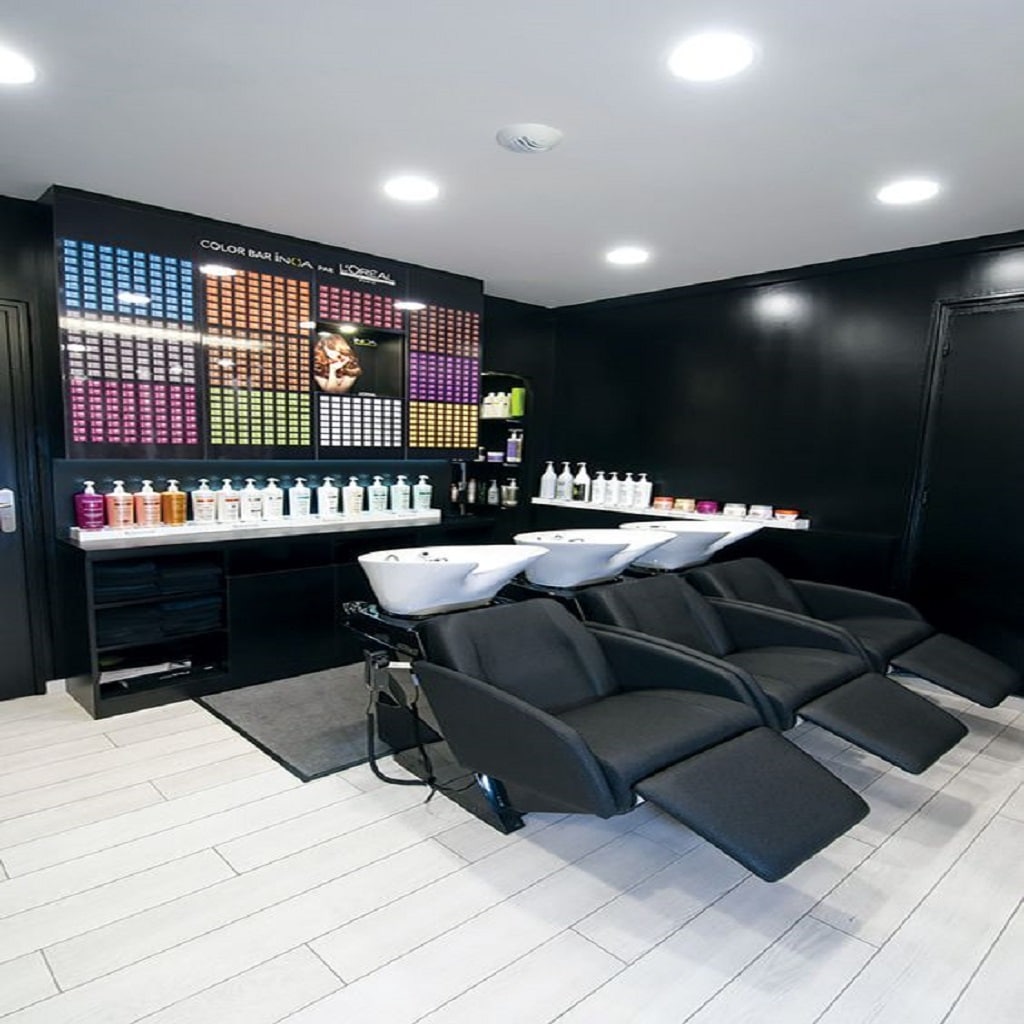 A Clean Shampoo Area A Clean Shampoo Area