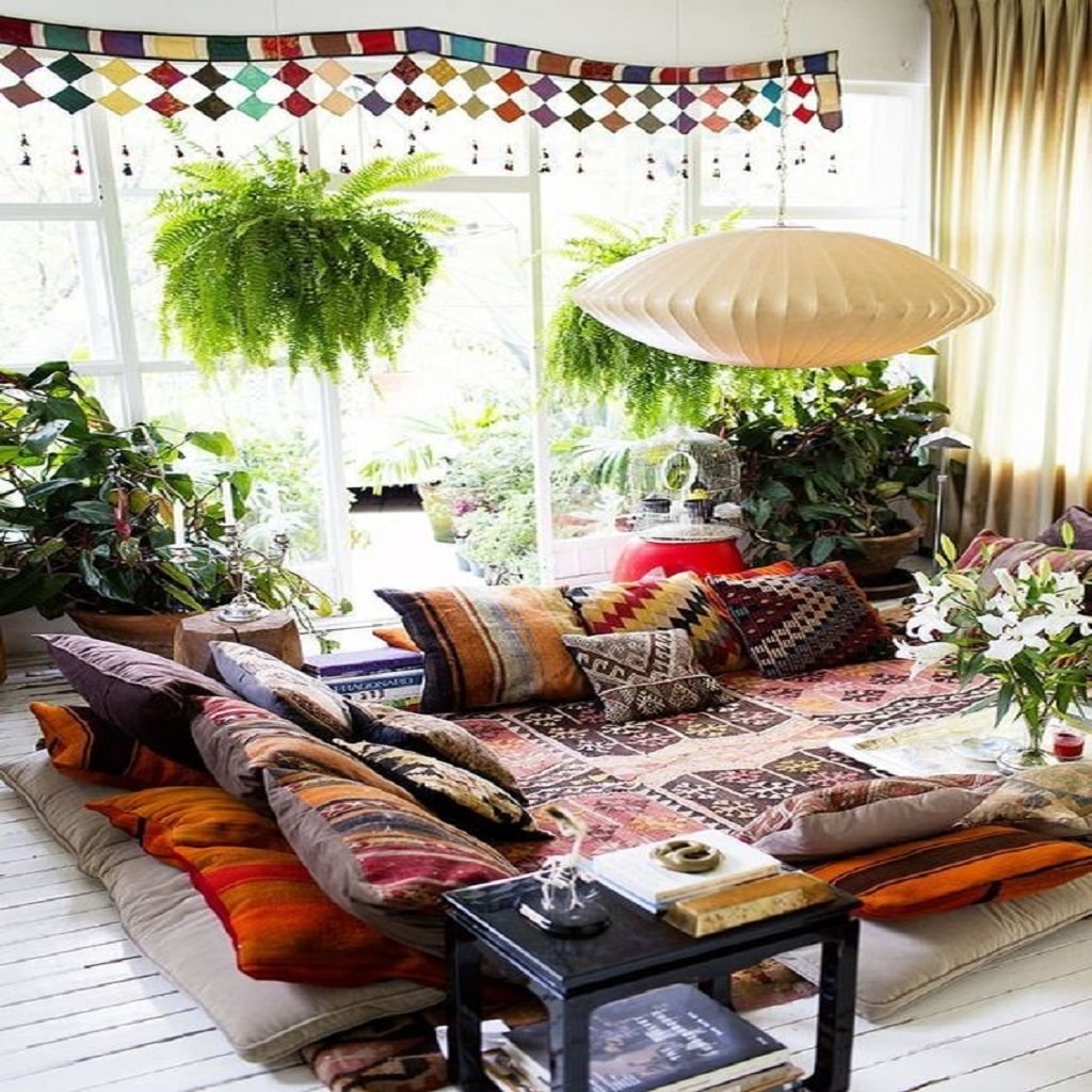 Floor Pillows and Ottomans Floor Pillows and Ottomans