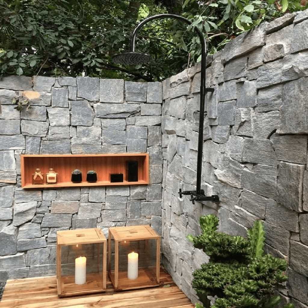 Outdoor shower niche Outdoor shower niche