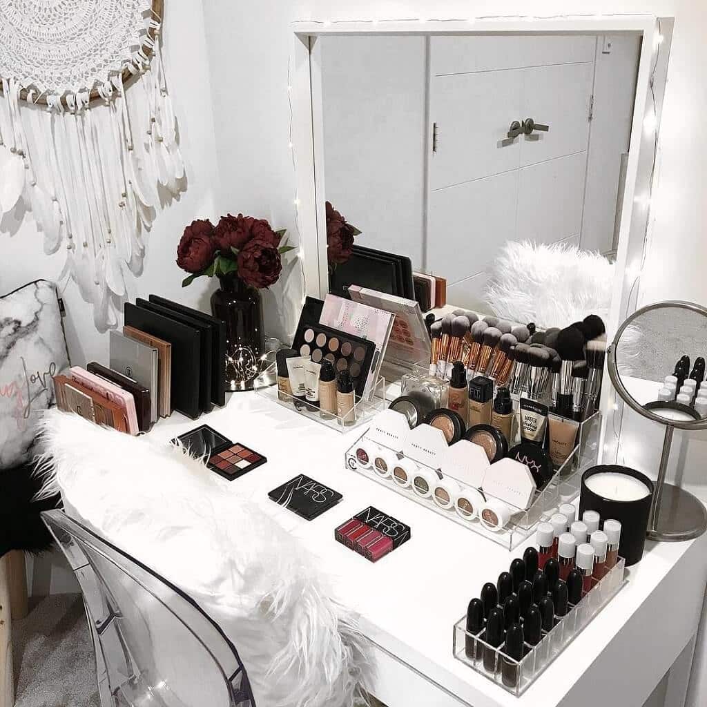 13 Beauty Room Ideas That You Can