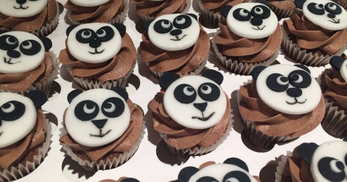 Mini panda cupcake