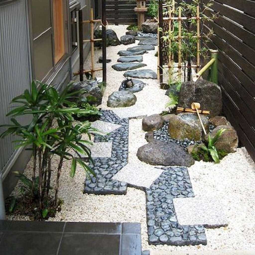 Japanese Sideyard