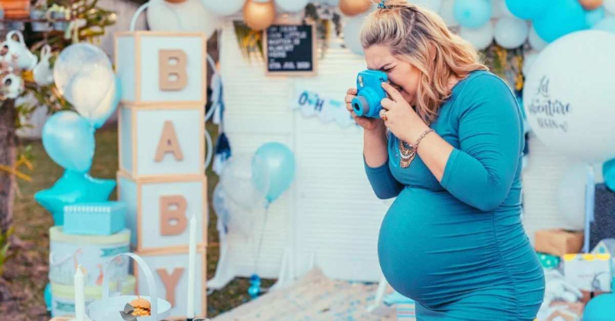 Baby shower photo booth