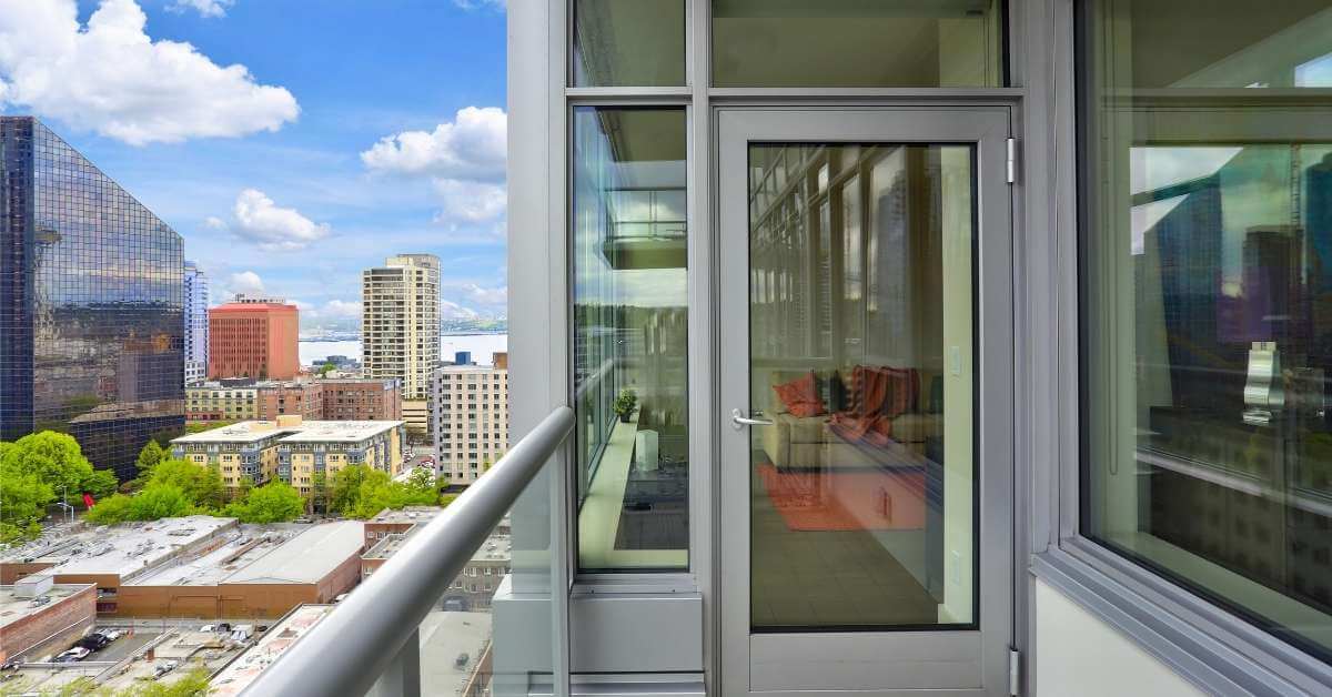 Front glass design with roof deck for balcony Front glass design with roof deck for balcony