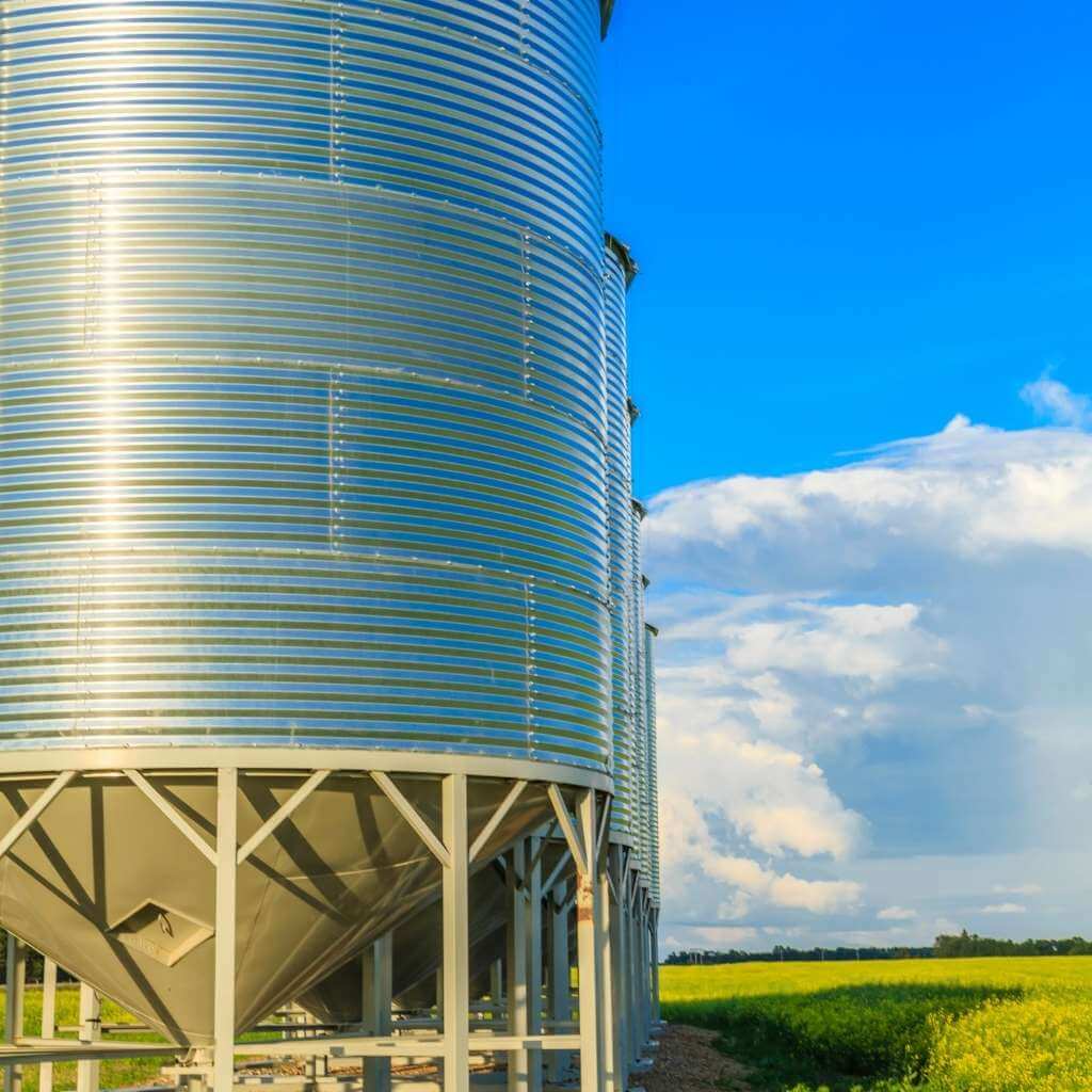 Grain bin with aeration Grain bin with aeration
