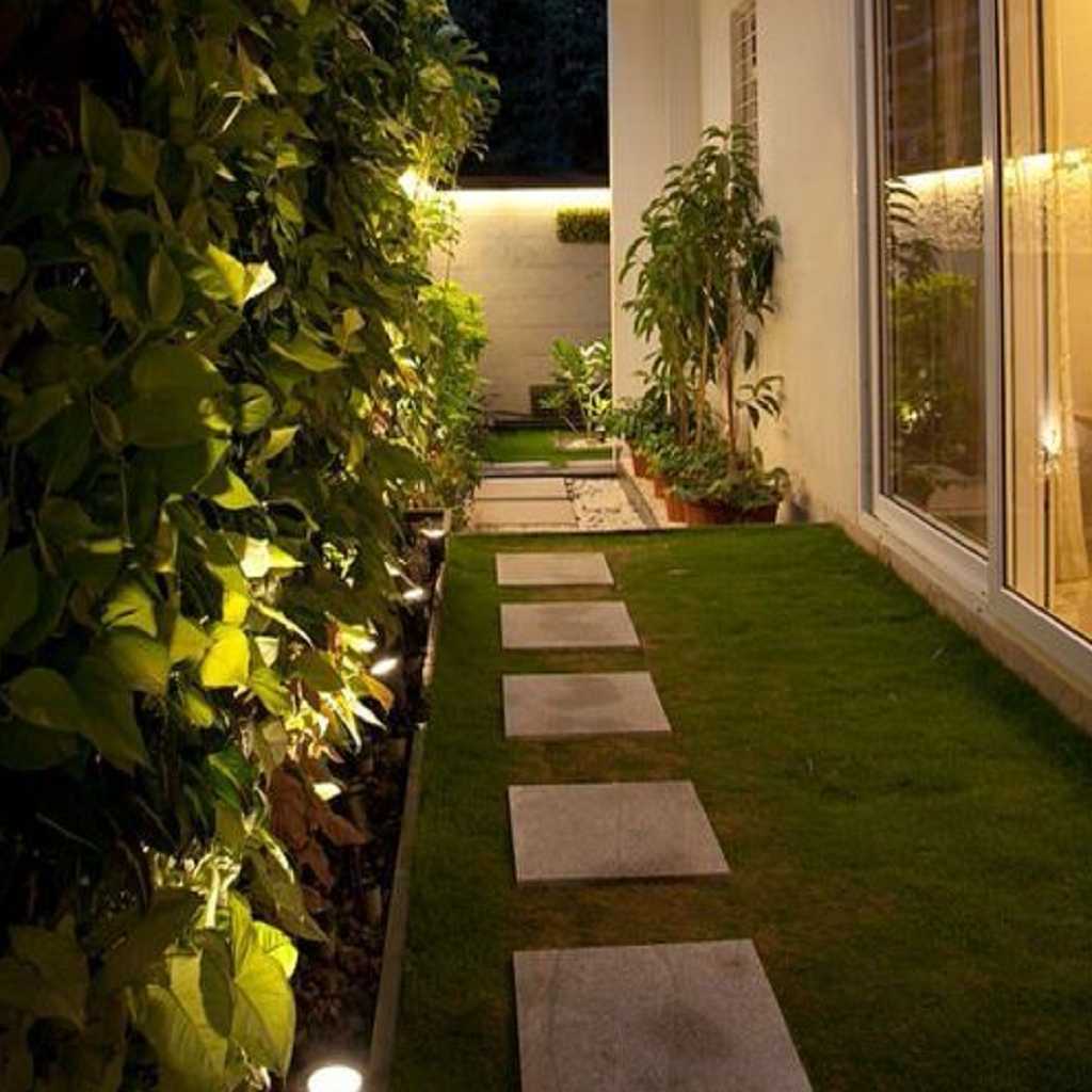 Minimalist side garden Minimalist side garden