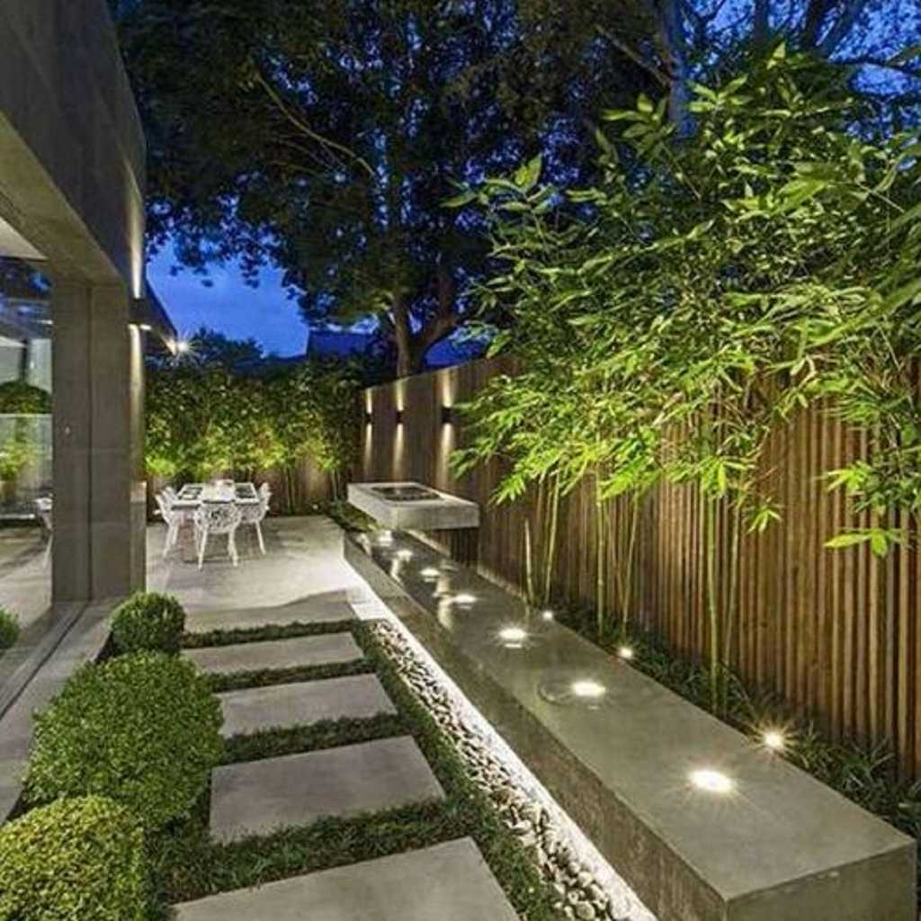 Sideyard landscaping with lights
