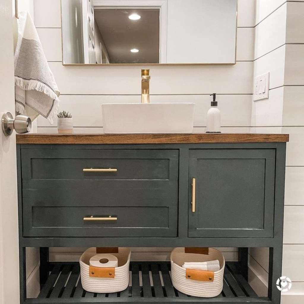 A DIY bathroom vanity
