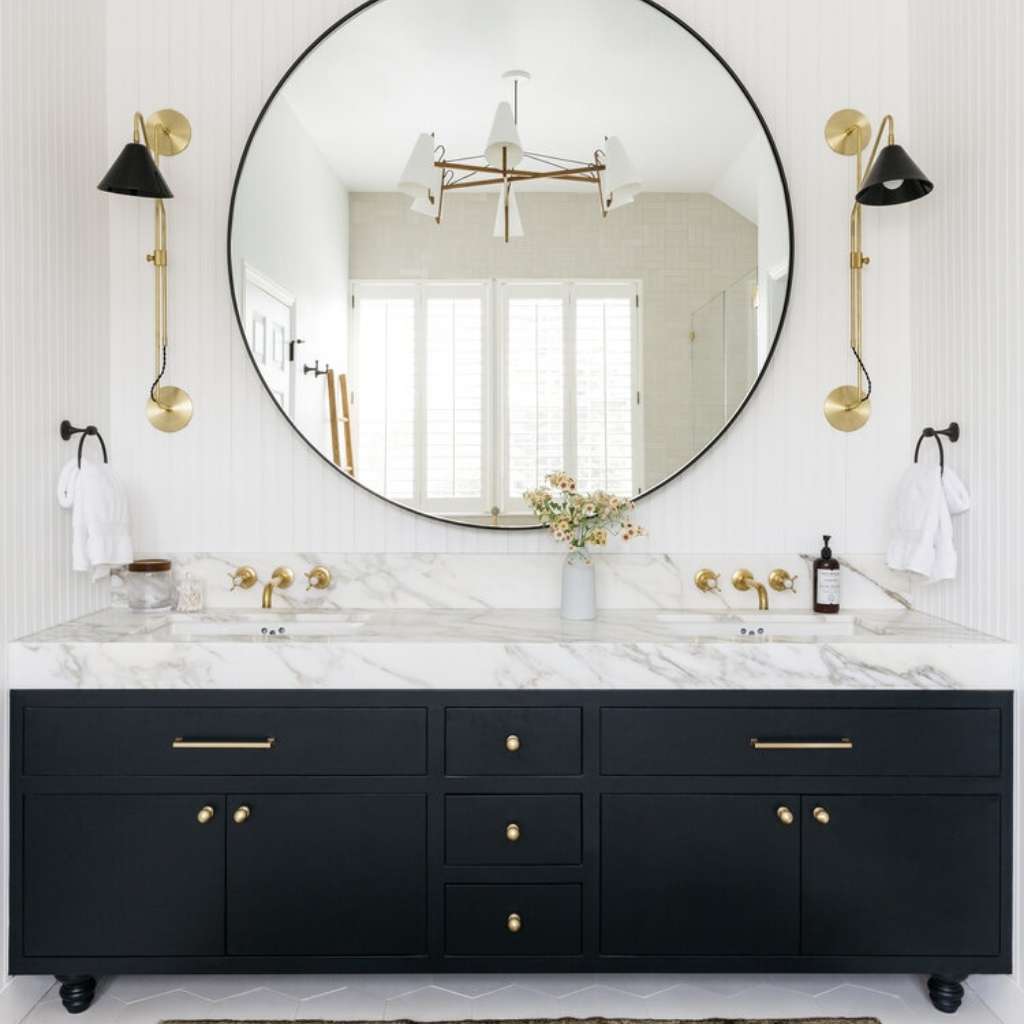 Aesthetically alluring double sink design Aesthetically alluring double sink design