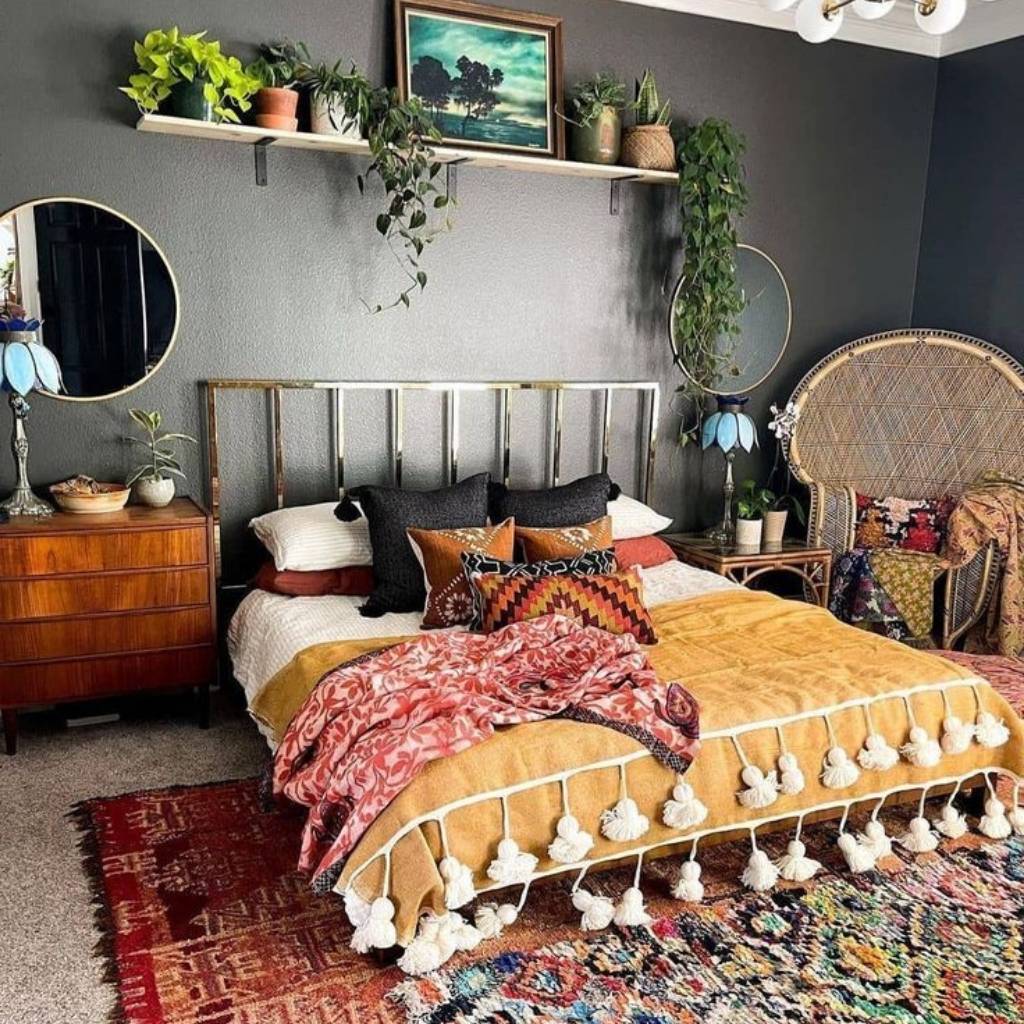 Colorful bohemian bedroom