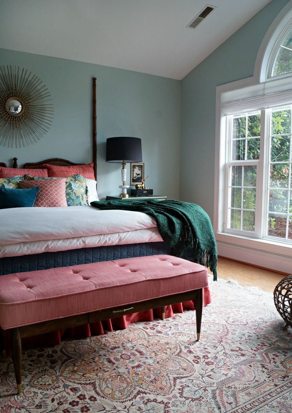 Coral And Green Color Combination In Women’s Bedroom Coral And Green Color Combination In Women’s Bedroom