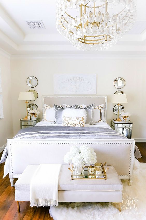Dreamy Women’s Bedroom With Gold Accent