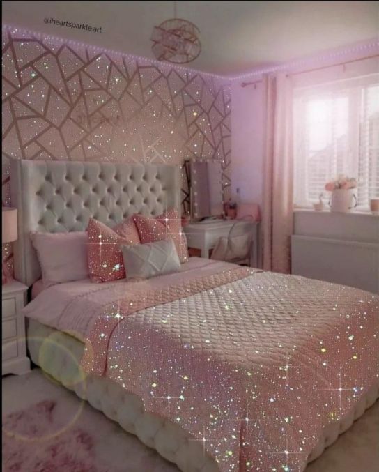 Inexpensive Glitter Wall For Women’s Bedroom