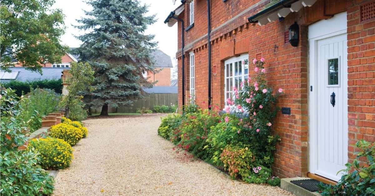 Side yard driveway ideas Side yard driveway ideas
