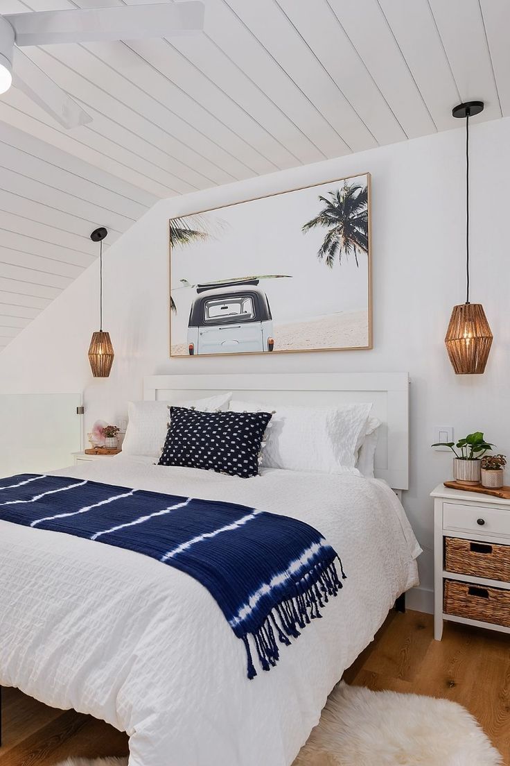 Simple And Relaxing Beach Bedroom