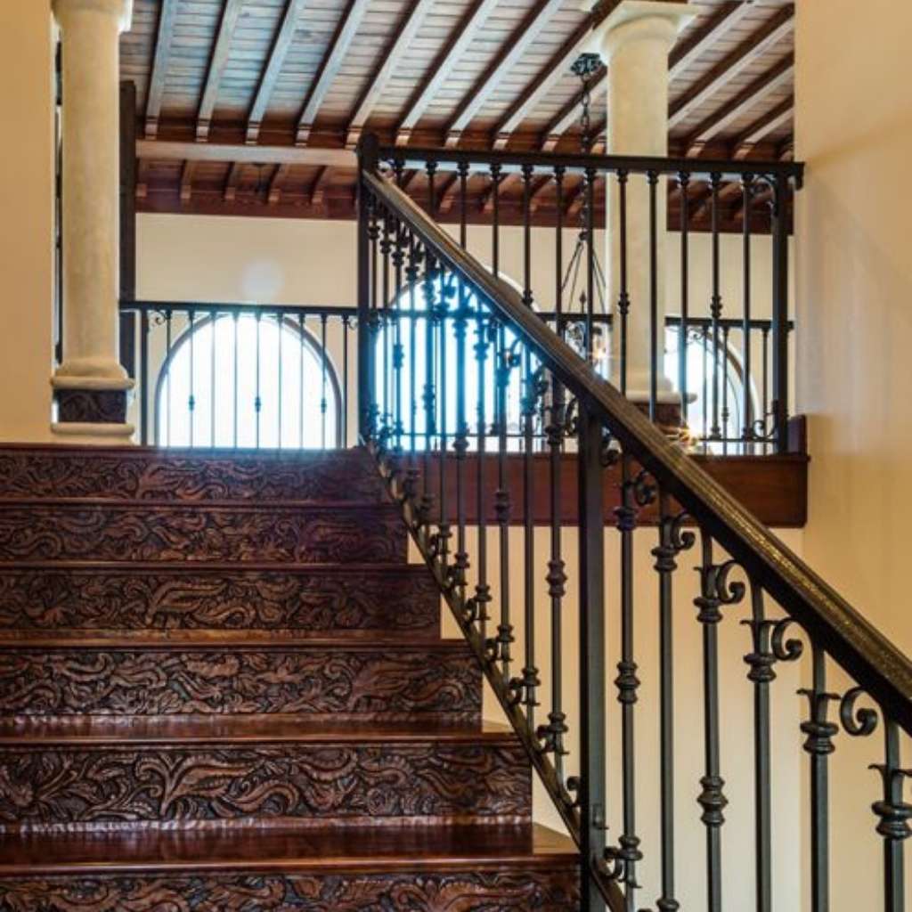 Stenciled stair riser ideas Stenciled stair riser ideas