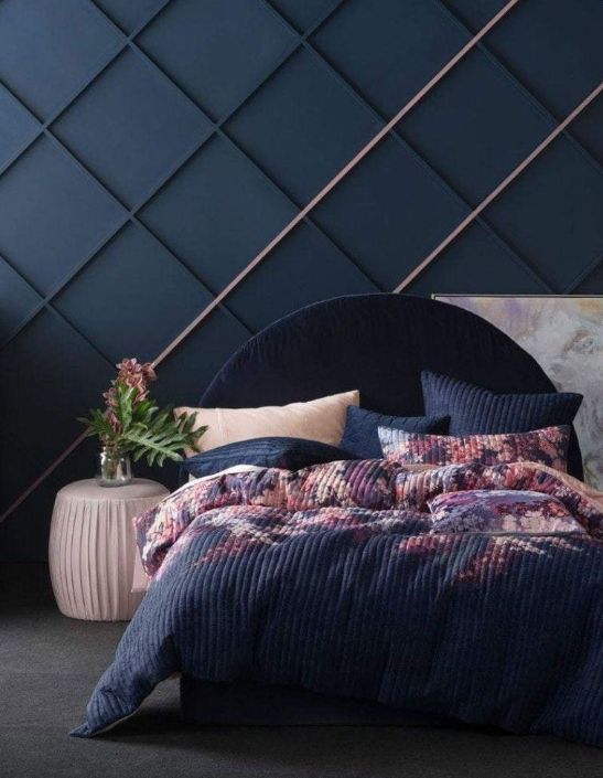 Women’s Bedroom In Dark Blue