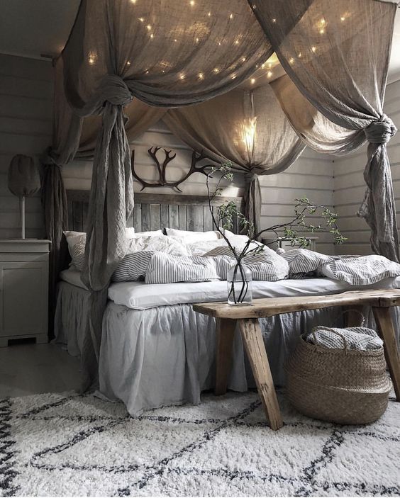 Women’s Bedroom In Vintage Style