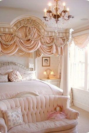 Women’s Bedroom With Royal Look