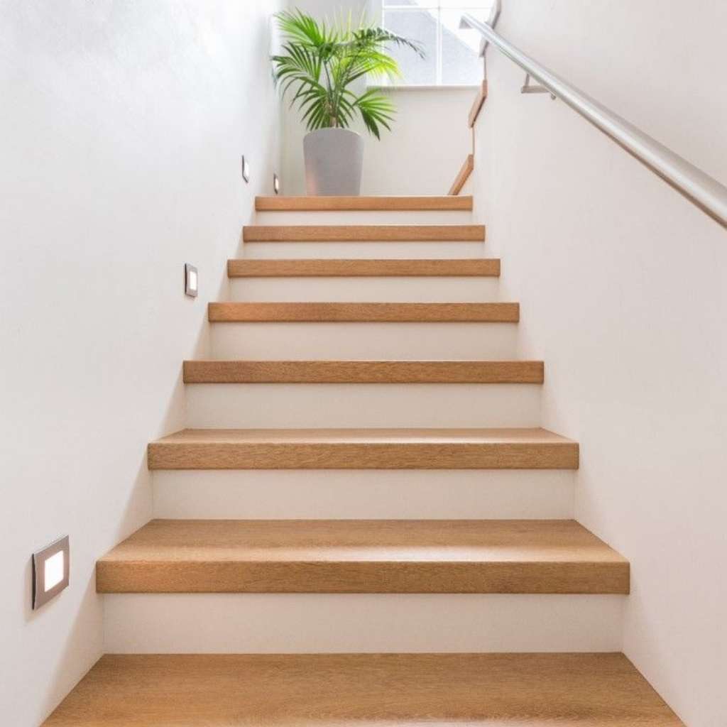 Wood stair riser ideas Wood stair riser ideas