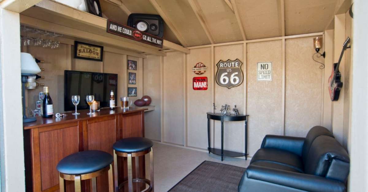 Bar in a shed Bar in a shed