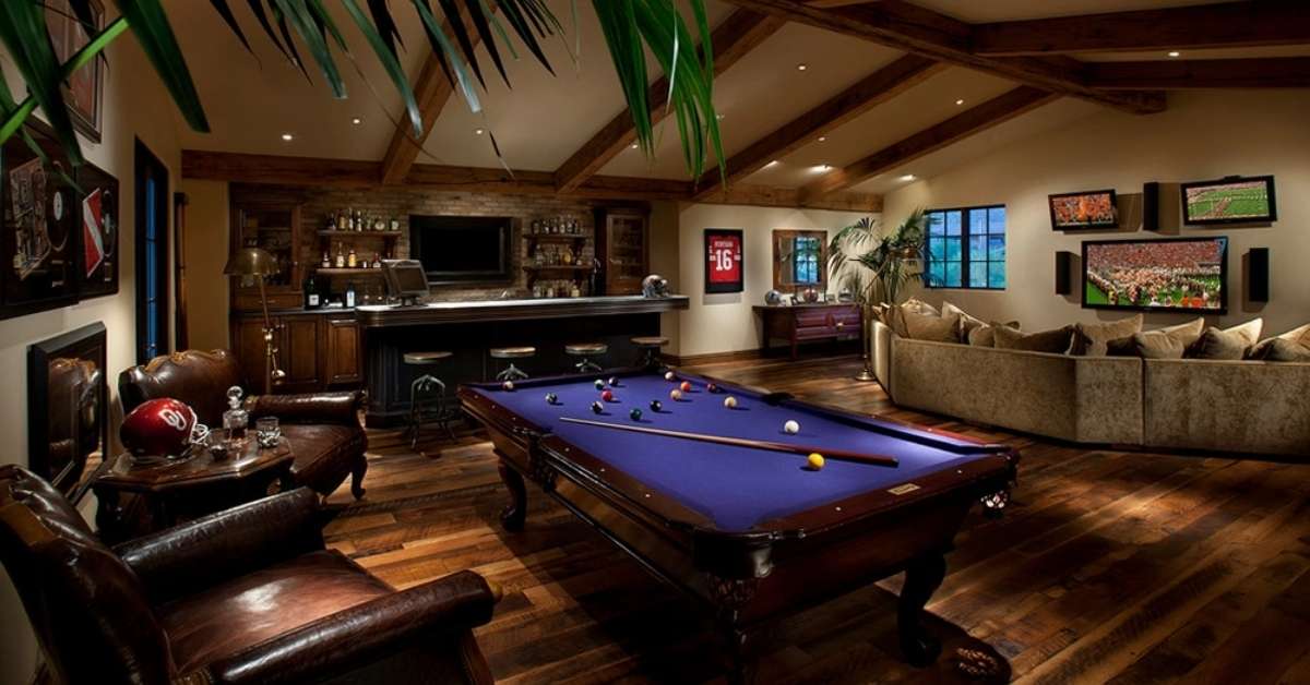 Small home office man cave bar Small home office man cave bar