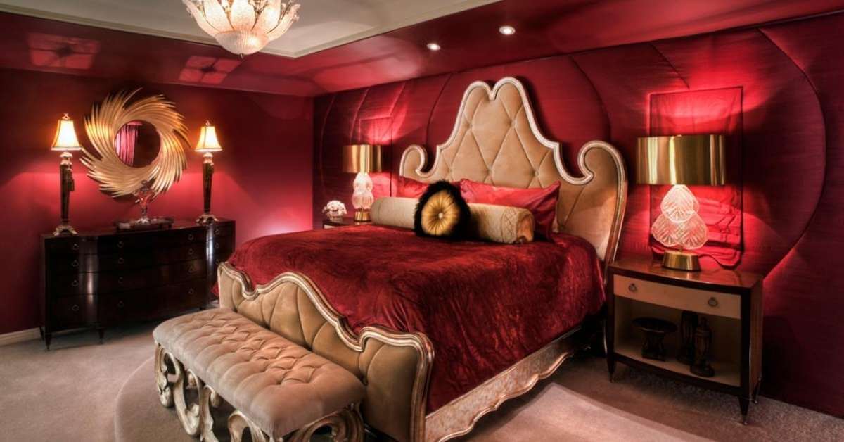 Red Bedroom Ideas for Women