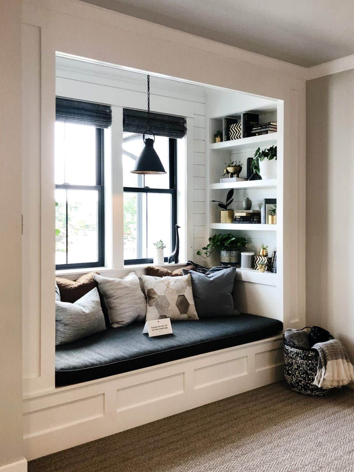 Window seat ideas living room Window seat ideas living room