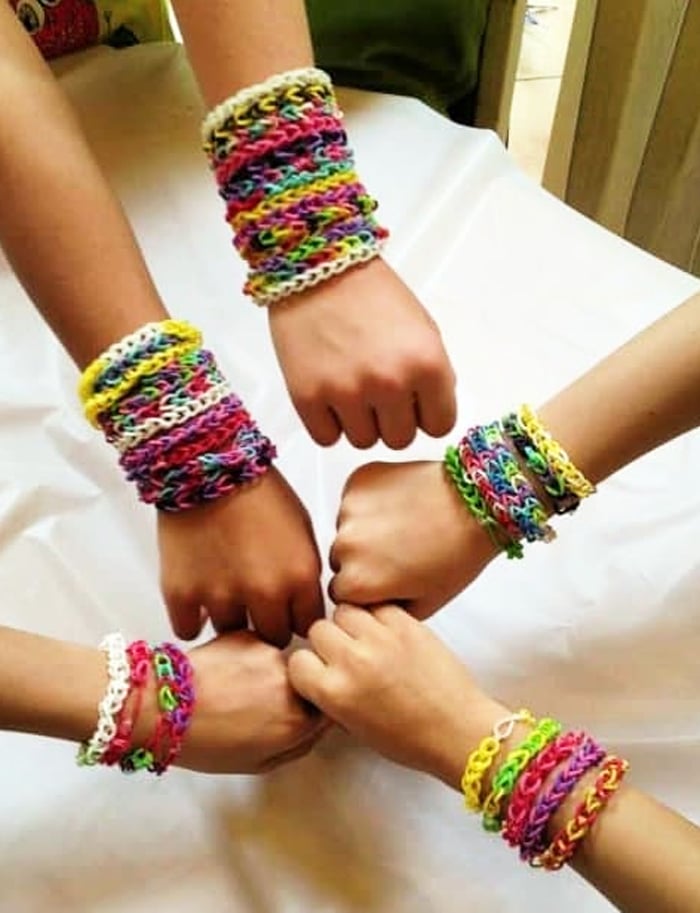 Rainbow loom birthday party idea Rainbow loom birthday party idea