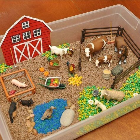 Animal Toy Water Table