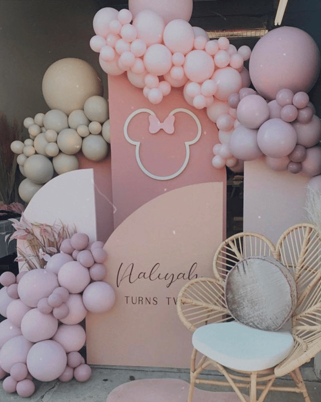 Boho Minnie-mouse-themed birthday party 