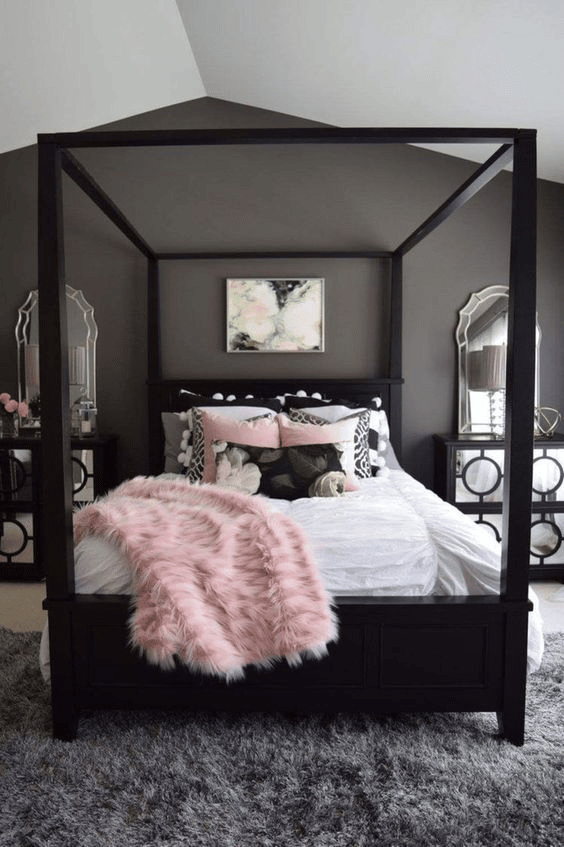 Minimalist take on a pink-and-black bedroom