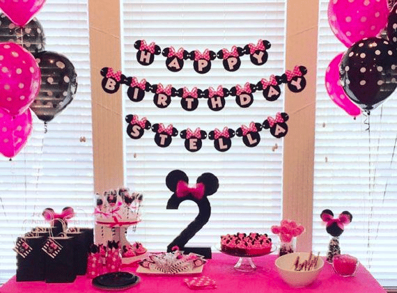 Minnie-mouse-themed birthday party banner Minnie-mouse-themed birthday party banner