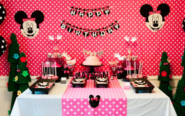 Minnie-mouse-themed birthday party for all ages Minnie-mouse-themed birthday party for all ages