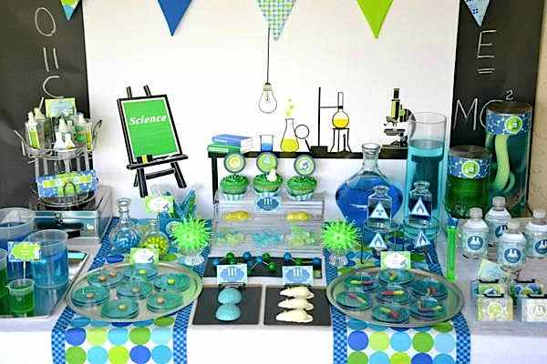 Science party tableware decoration idea Science party tableware decoration idea
