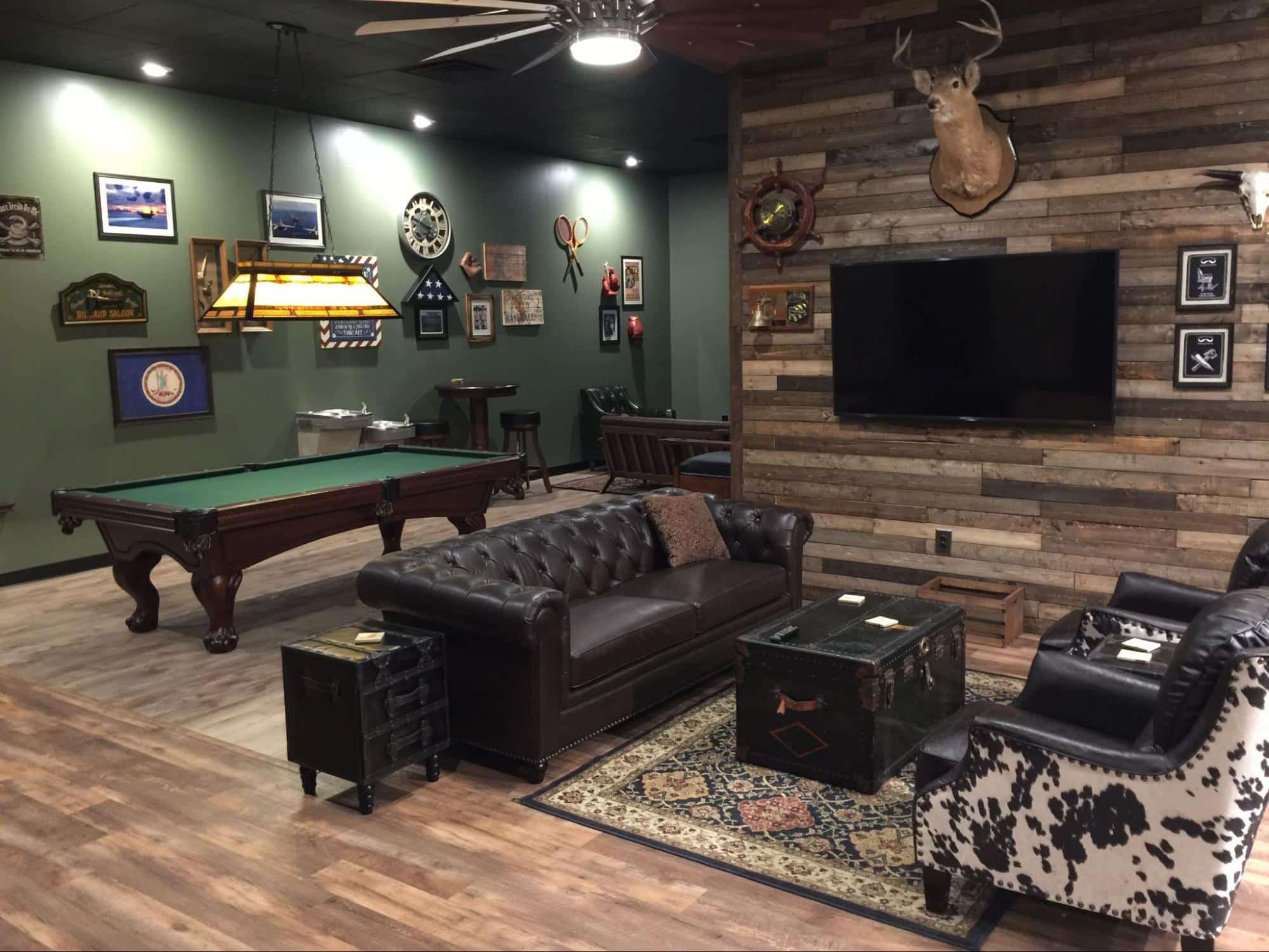 13 Outstanding Garage Man Cave Ideas For Your Extra Room - Guyabouthome