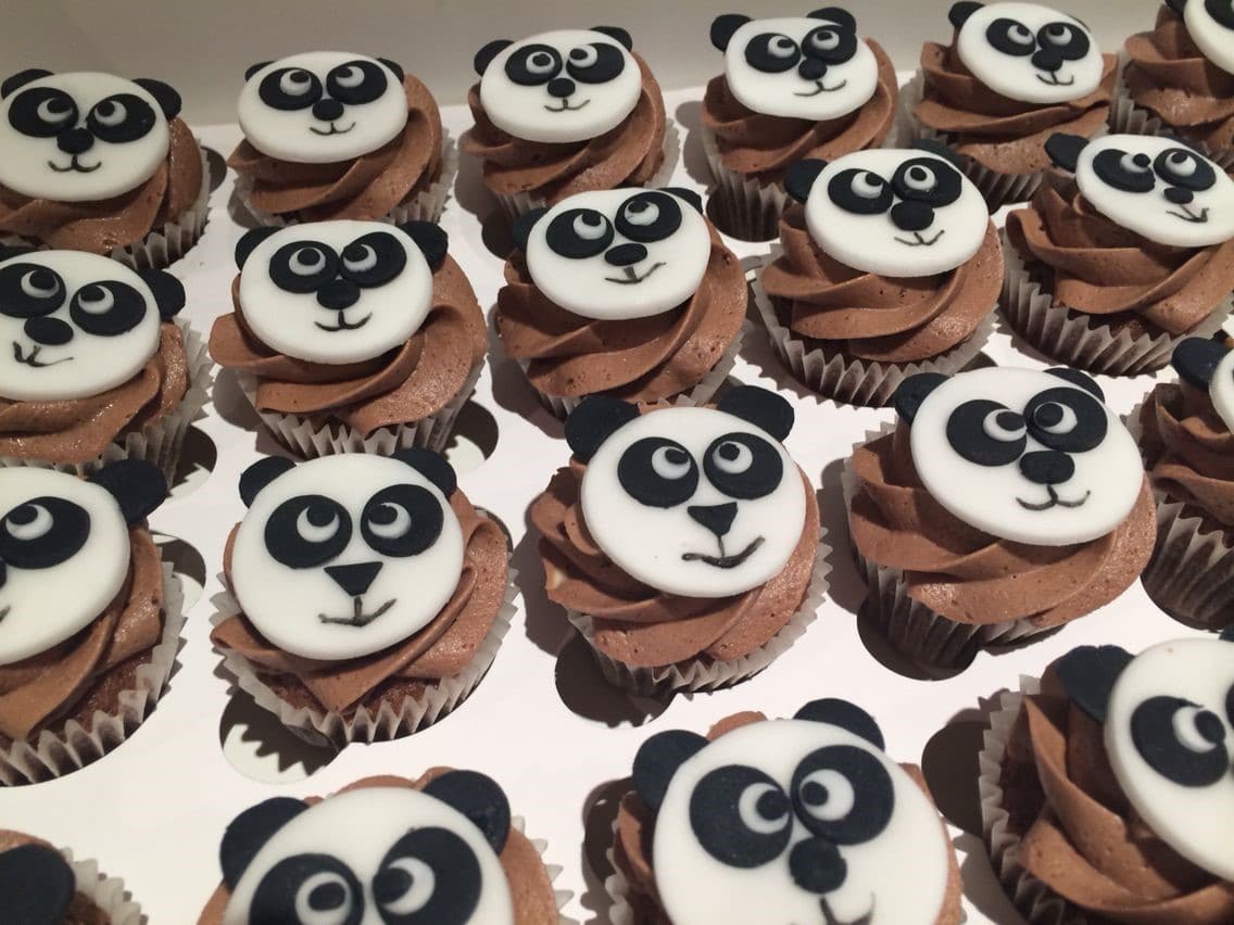 Mini panda cupcake Mini panda cupcake