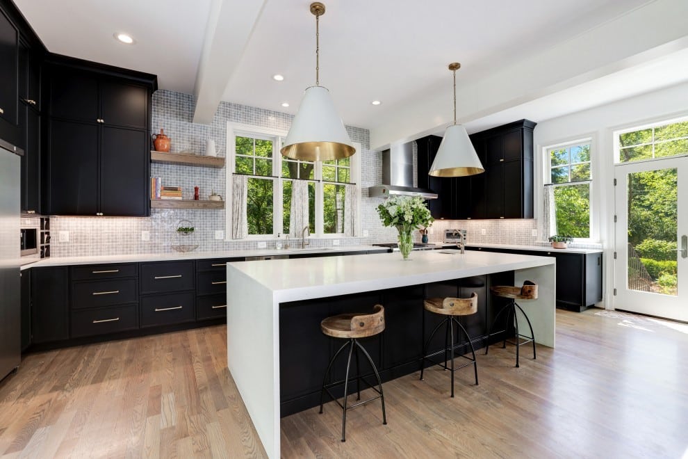 Tips on How to Modernize the Outlook of Black Kitchen Cabinets